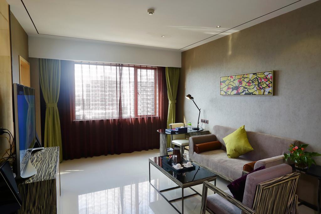 Lori Star Hotel Qionghai Стая снимка
