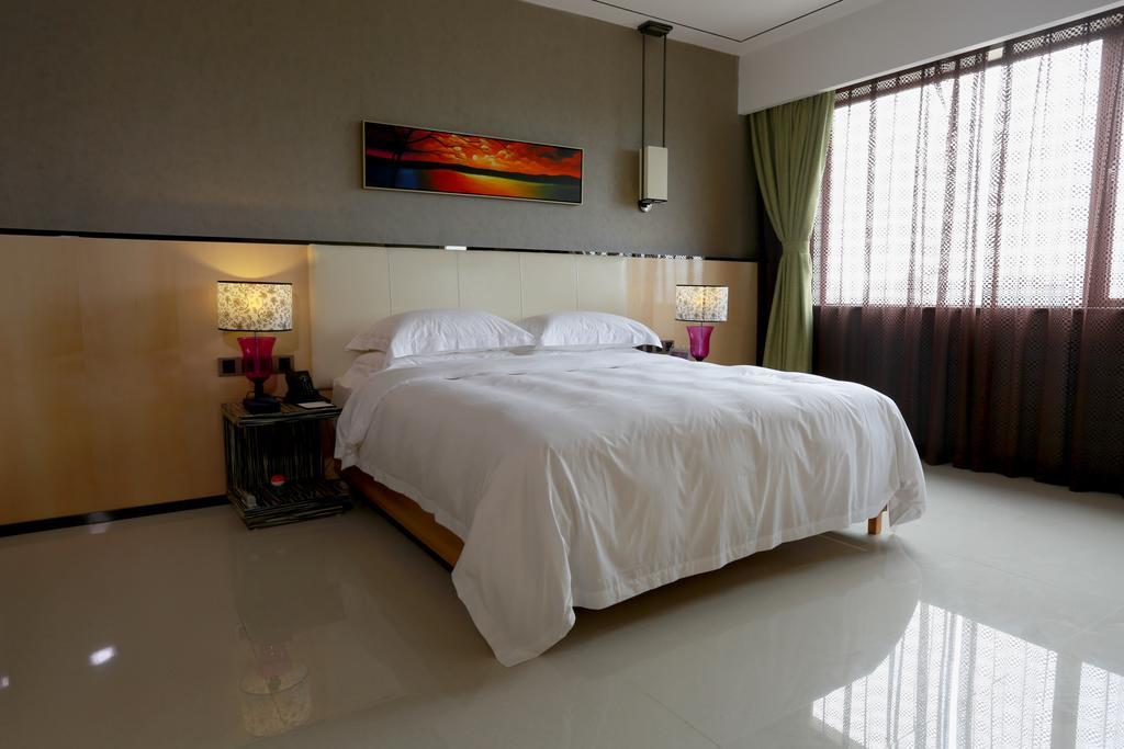 Lori Star Hotel Qionghai Стая снимка